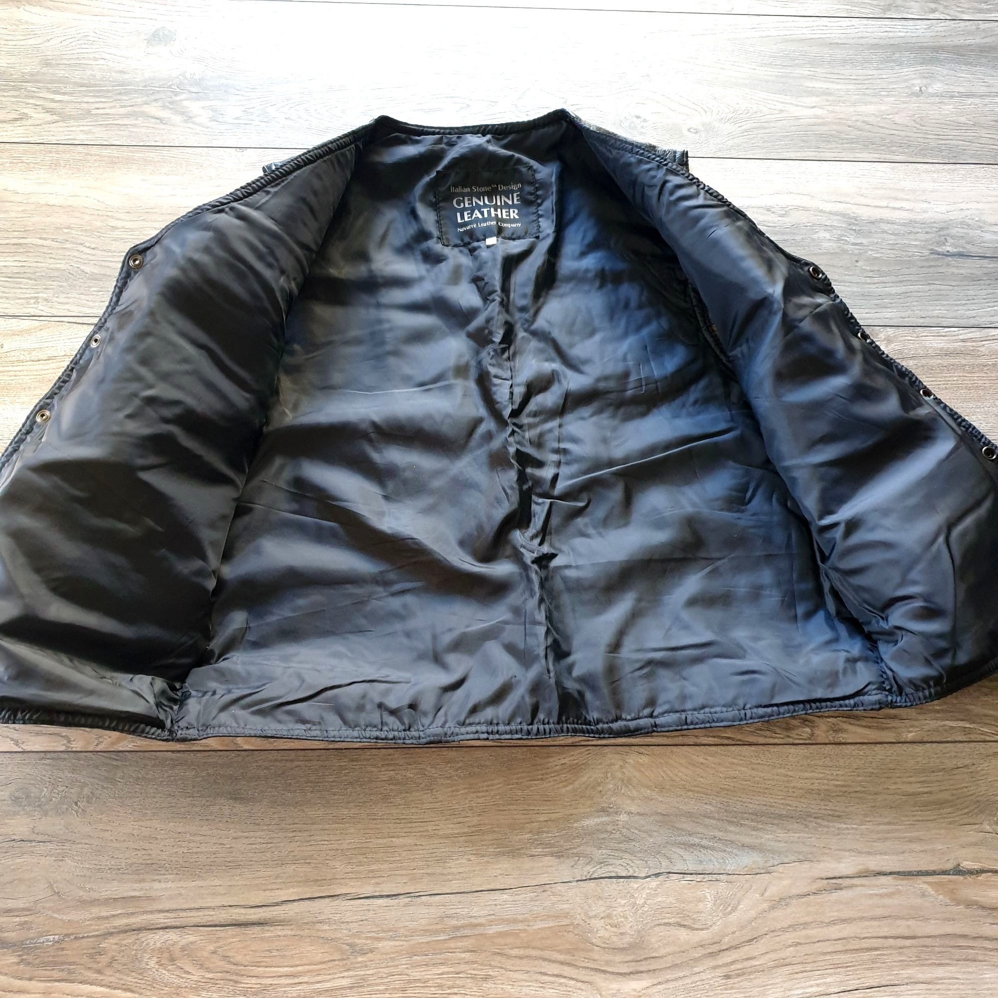An application scenario or product detail of navarre leather company - Image 13