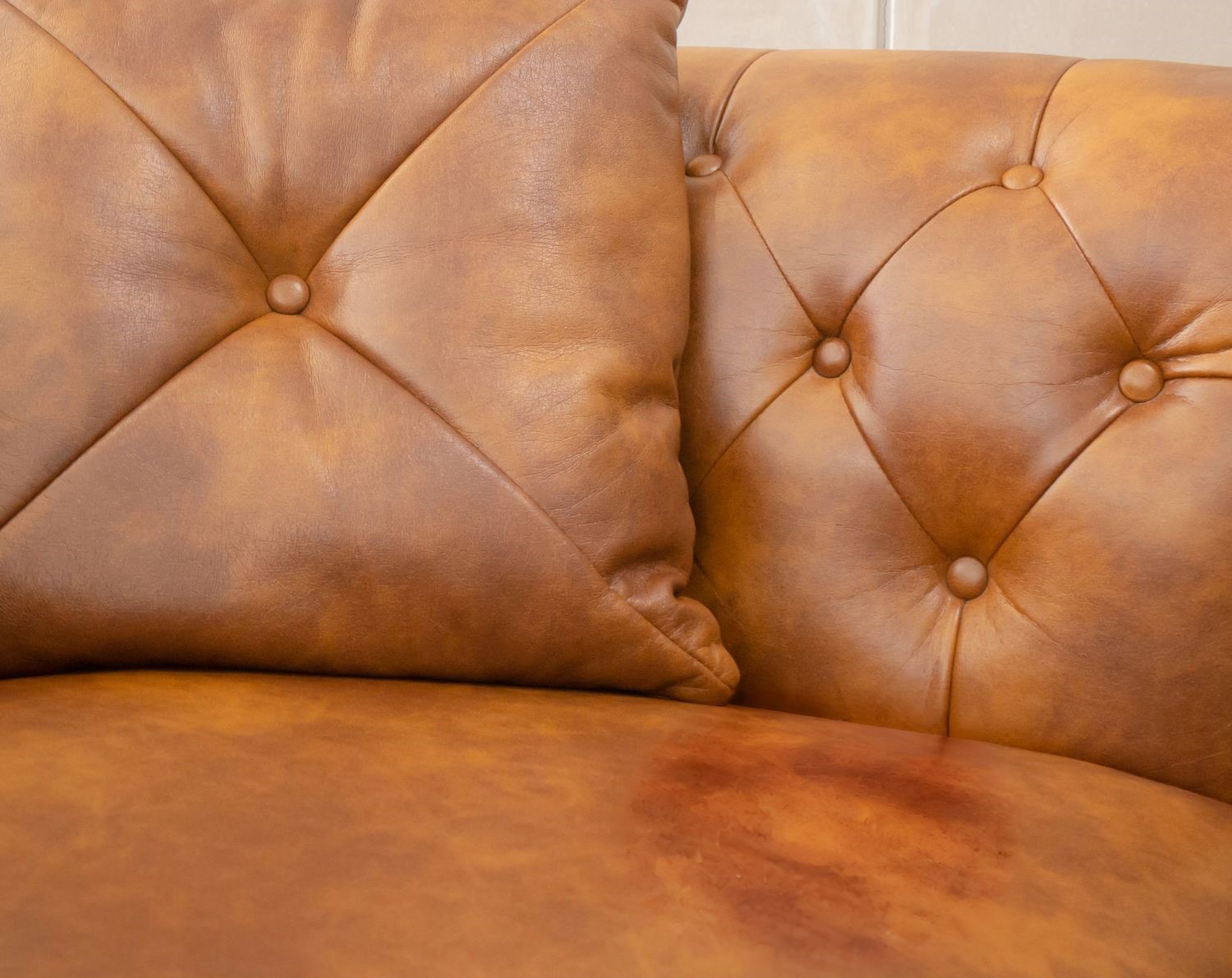 An application scenario or product detail of oil stain on leather sofa - Image 17