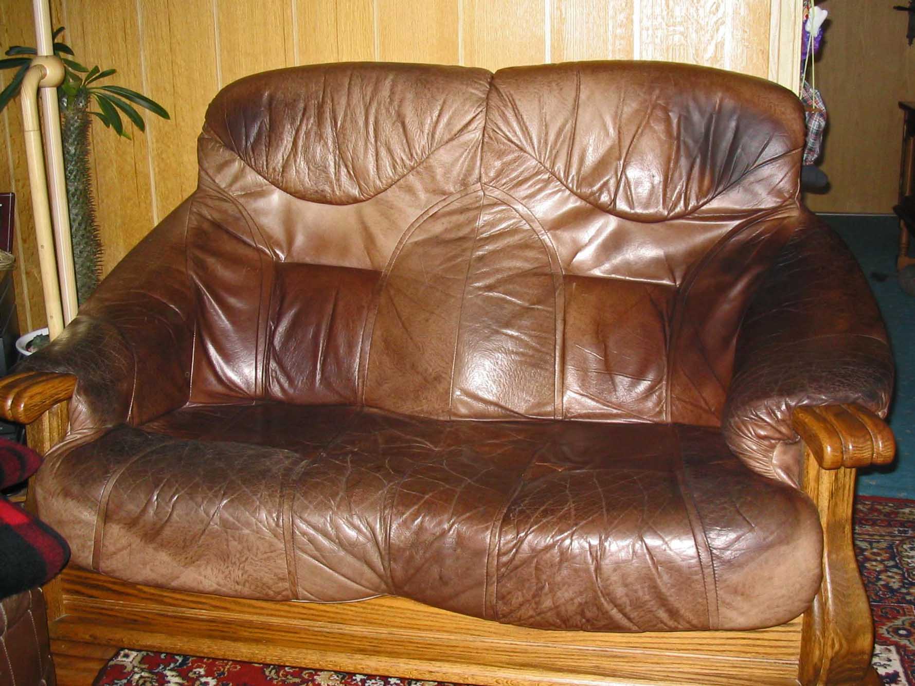 An application scenario or product detail of oil stain on leather sofa - Image 19