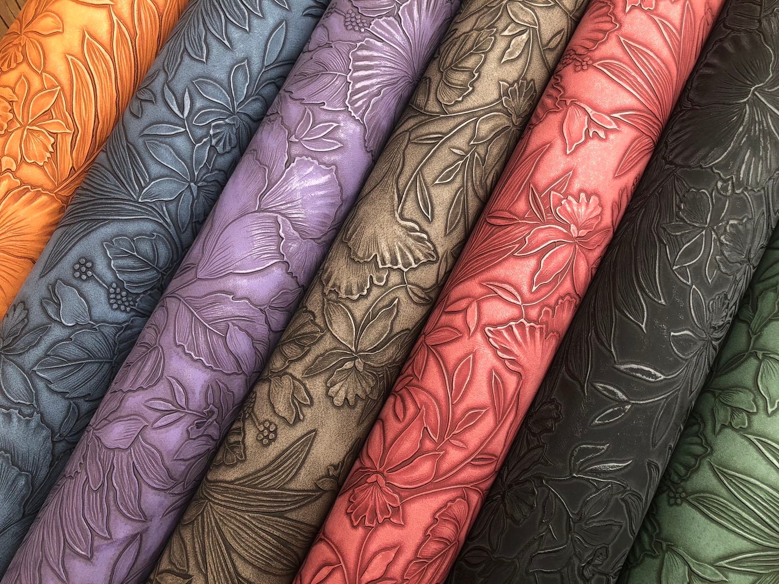An application scenario or product detail of patterned leatherette - Image 19