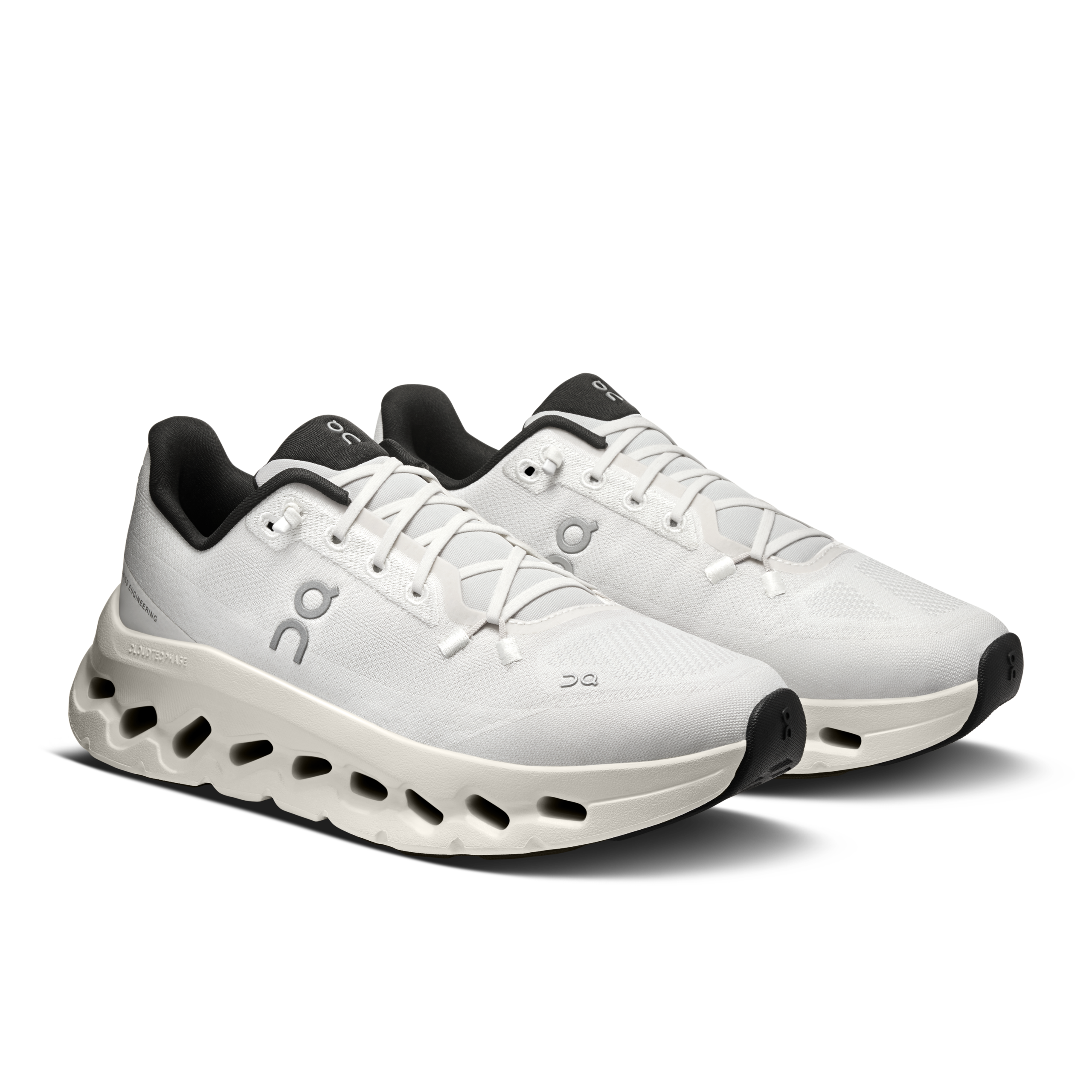 An application scenario or product detail of pearlescent shoes - Image 21