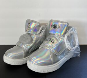 Featured image for the pearlescent shoes guide