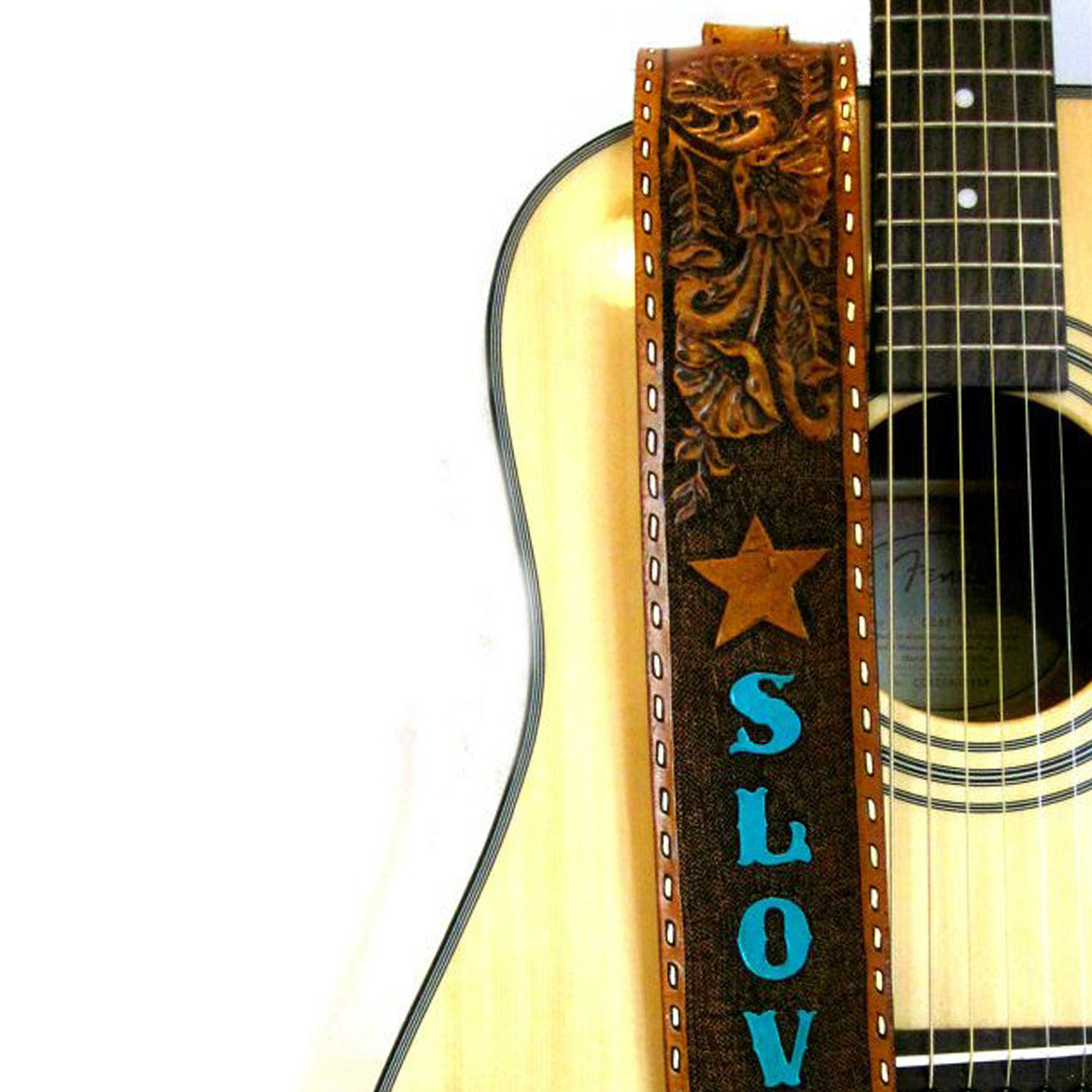 An application scenario or product detail of personalized custom leather guitar straps - Image 6