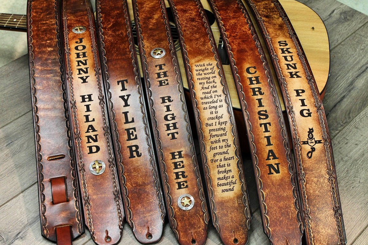 An application scenario or product detail of personalized custom leather guitar straps - Image 12