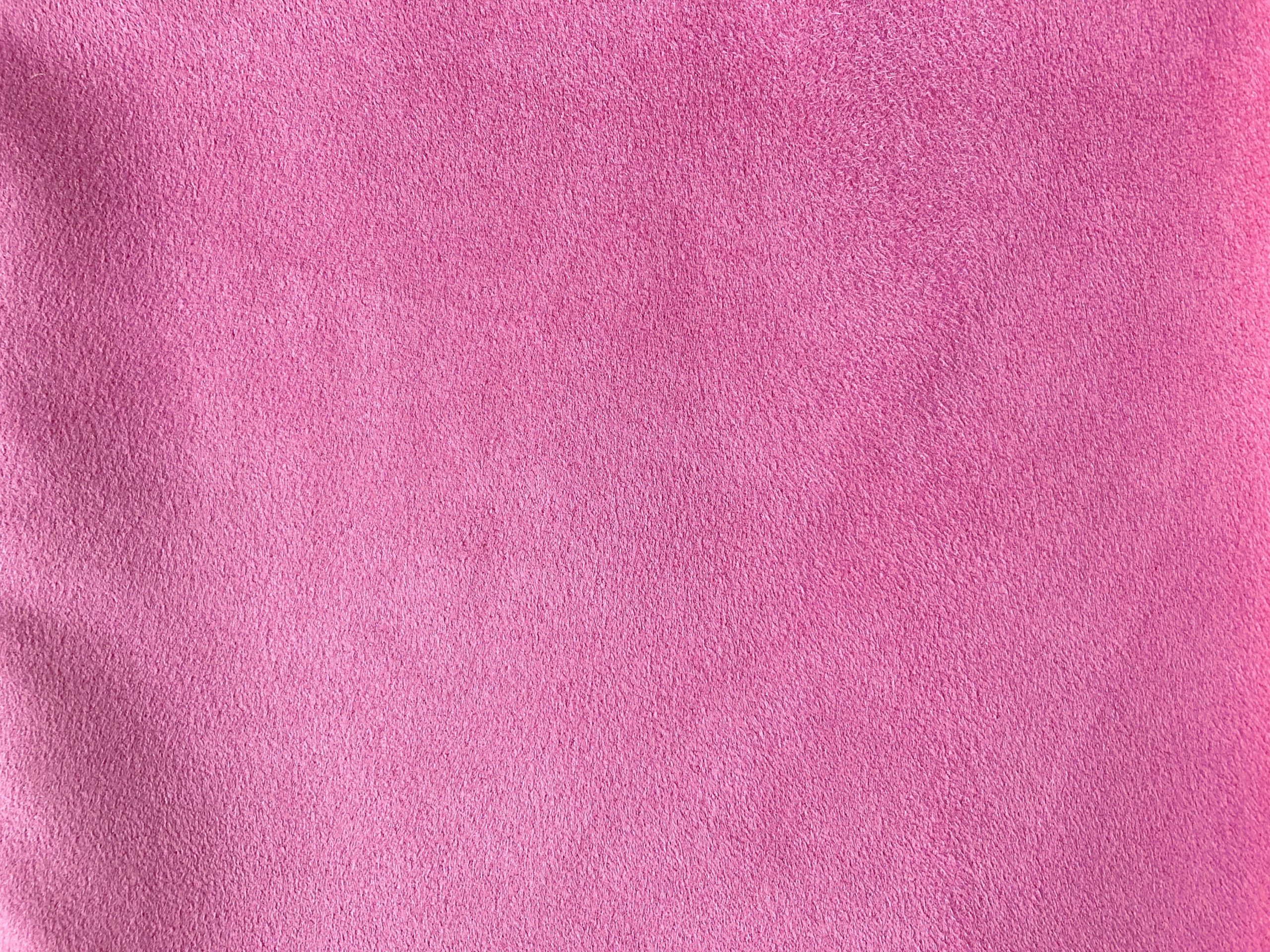 An application scenario or product detail of pink suede material - Image 11