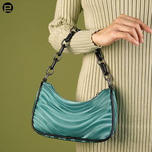 An application scenario or product detail of polyurethane purse - Image 22