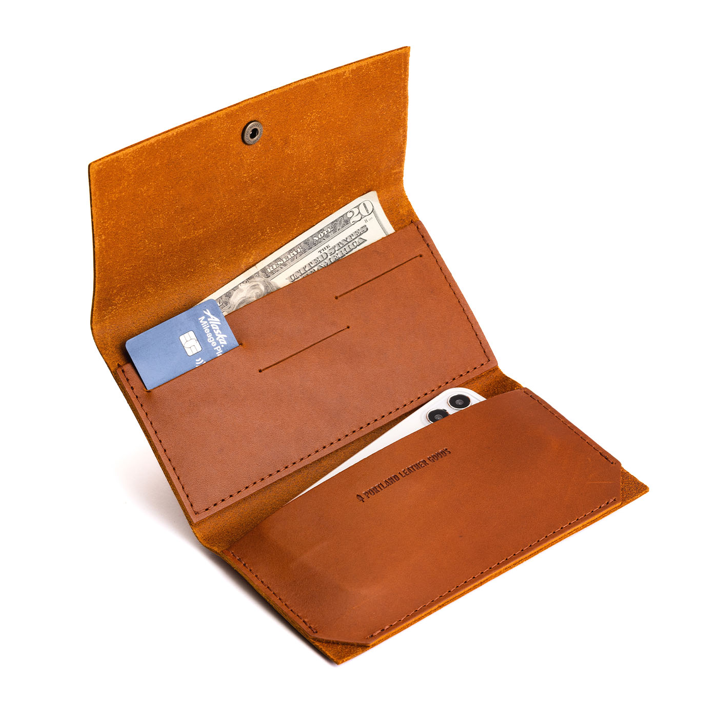 An application scenario or product detail of portland leather company wallet - Image 16