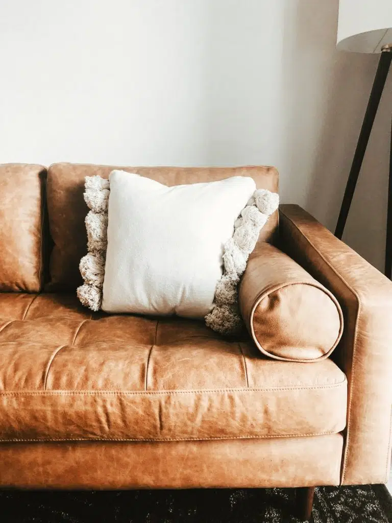 An application scenario or product detail of pu sofa leather - Image 22