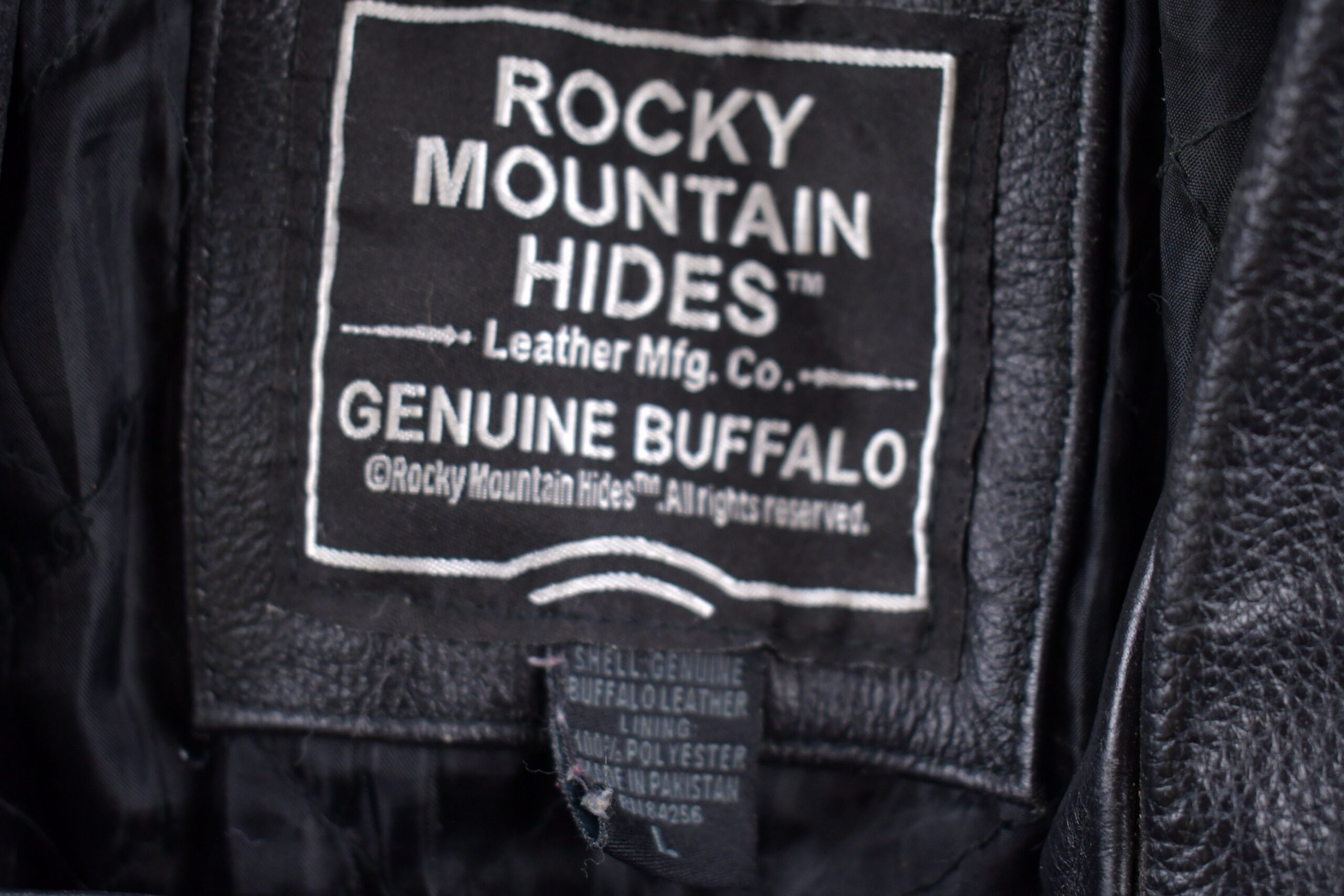 An application scenario or product detail of rocky mountain leather company - Image 8