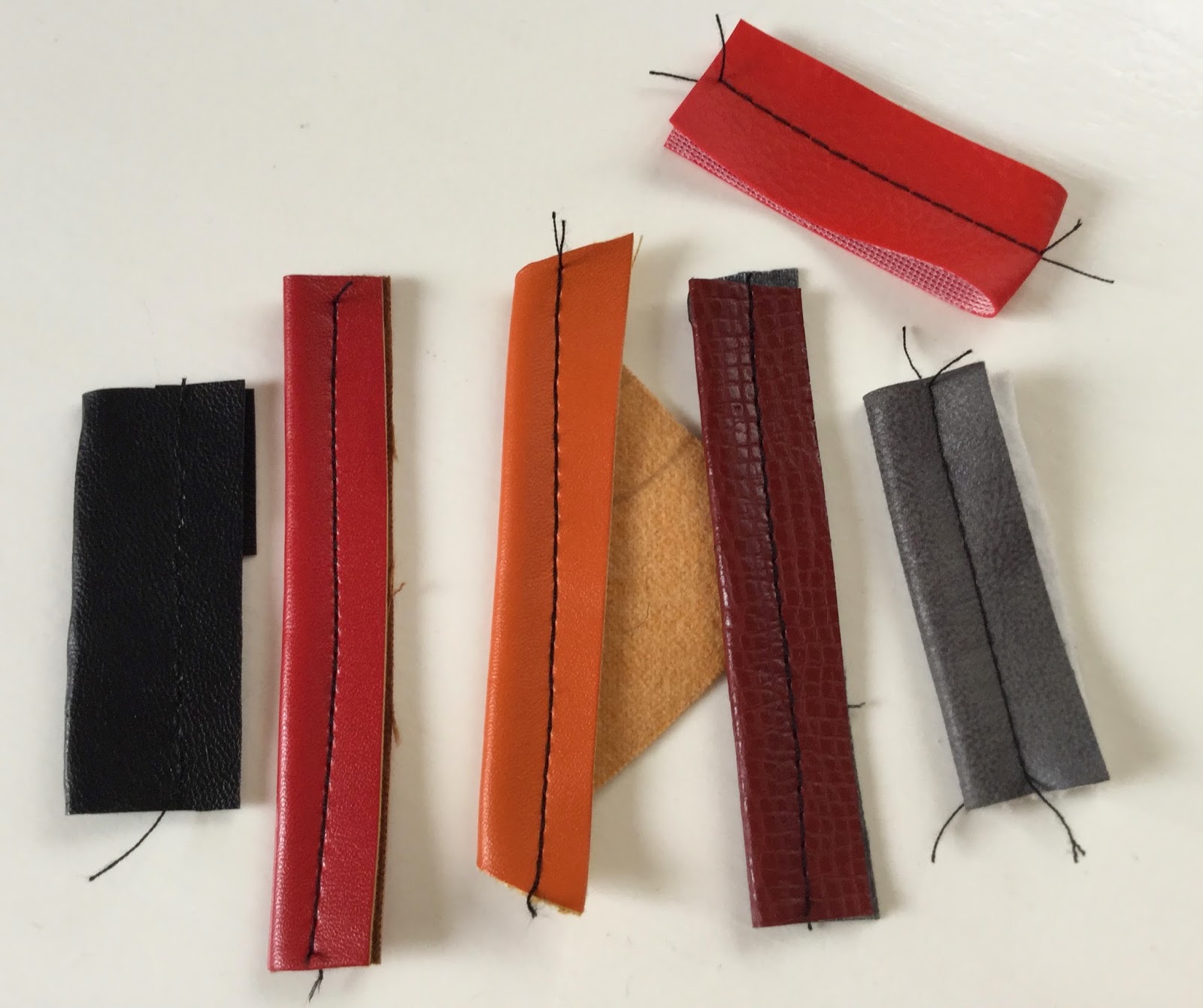 An application scenario or product detail of smooth faux leather - Image 13
