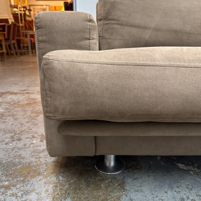 An application scenario or product detail of sofa ultrasuede - Image 10