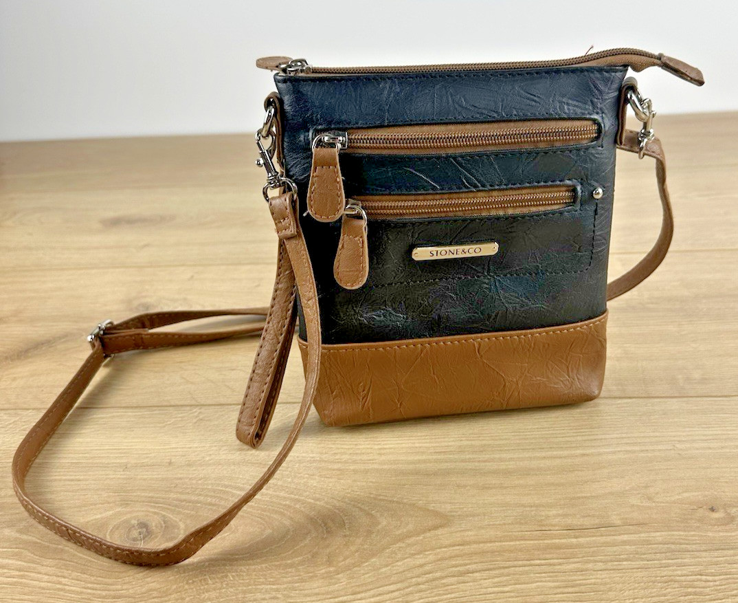 An application scenario or product detail of stone and company leather purses - Image 10