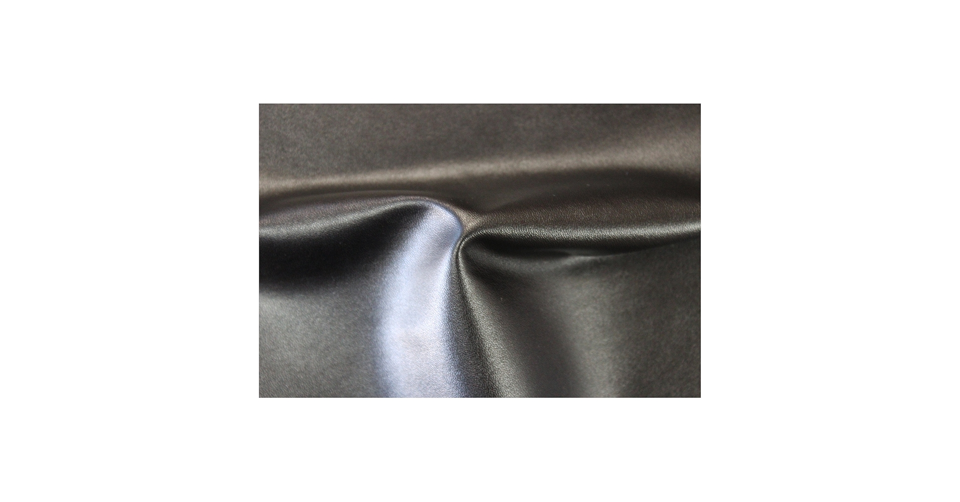 An application scenario or product detail of stretch faux leather fabric - Image 23
