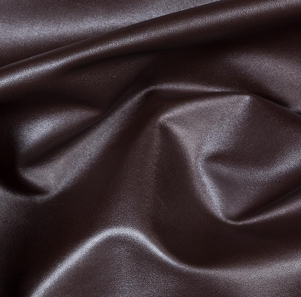 An application scenario or product detail of stretch leather fabric - Image 10
