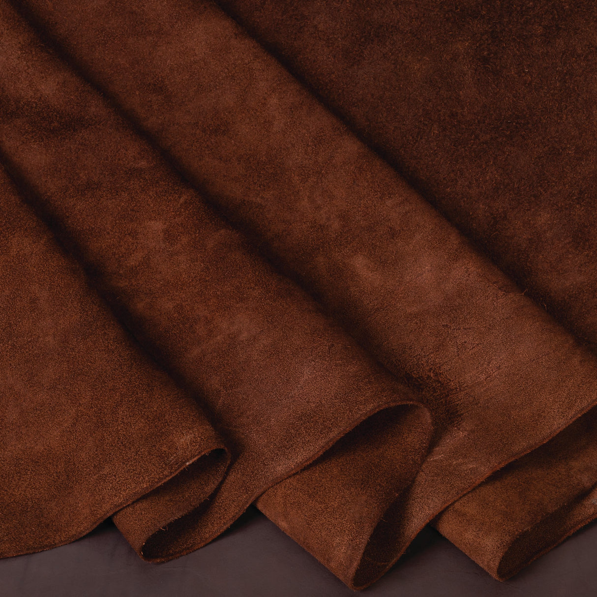 An application scenario or product detail of suede leatger - Image 23