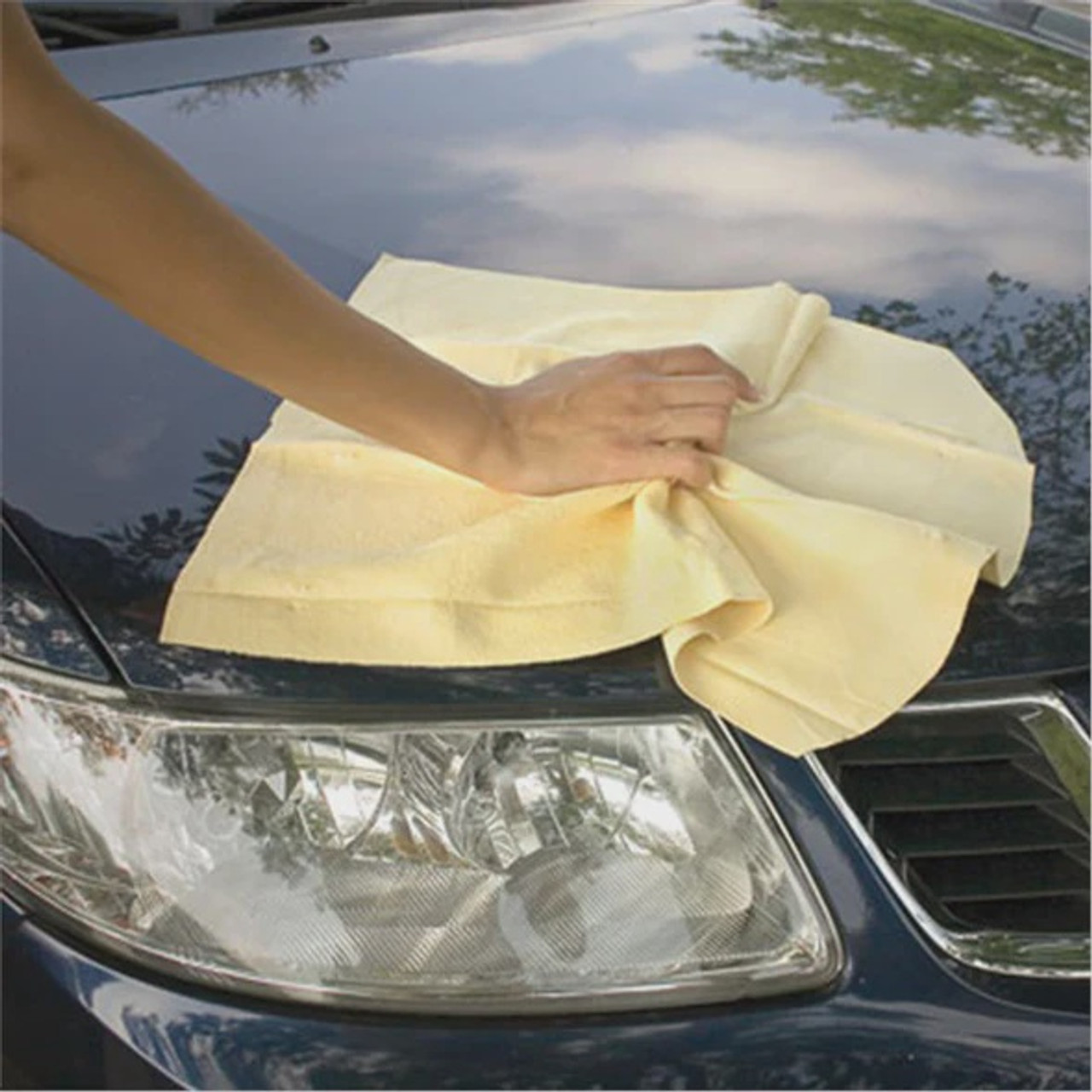 An application scenario or product detail of synthetic shammy leather - Image 11