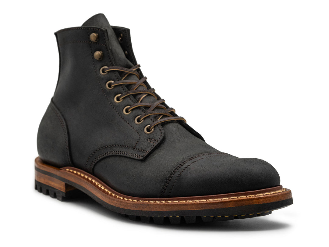 An application scenario or product detail of teton leather company - Image 6