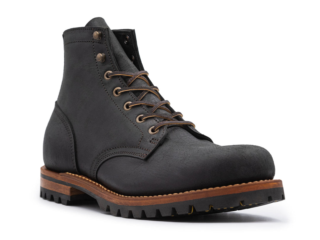 An application scenario or product detail of teton leather company - Image 7