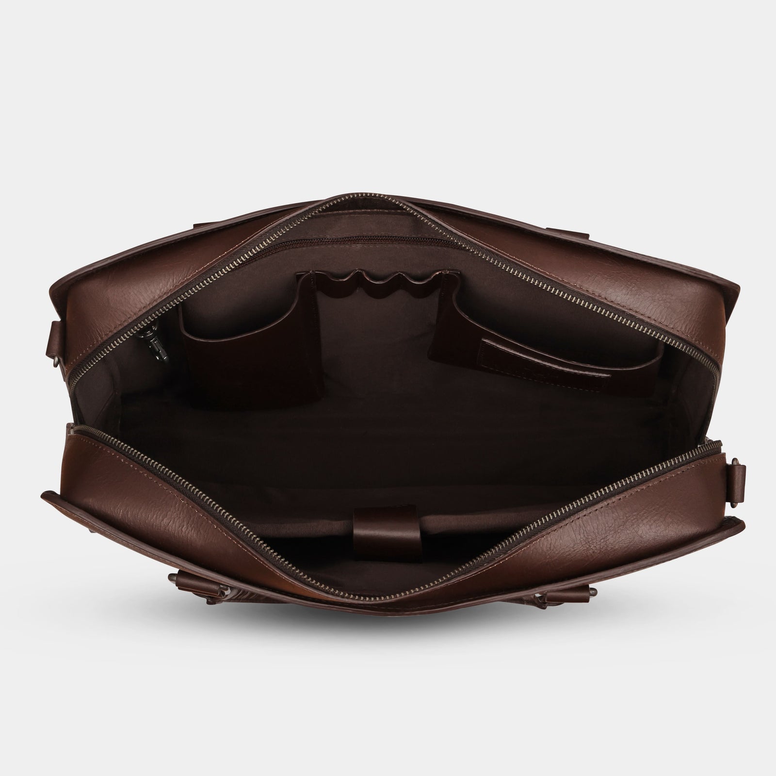 An application scenario or product detail of the real leather company reviews - Image 10