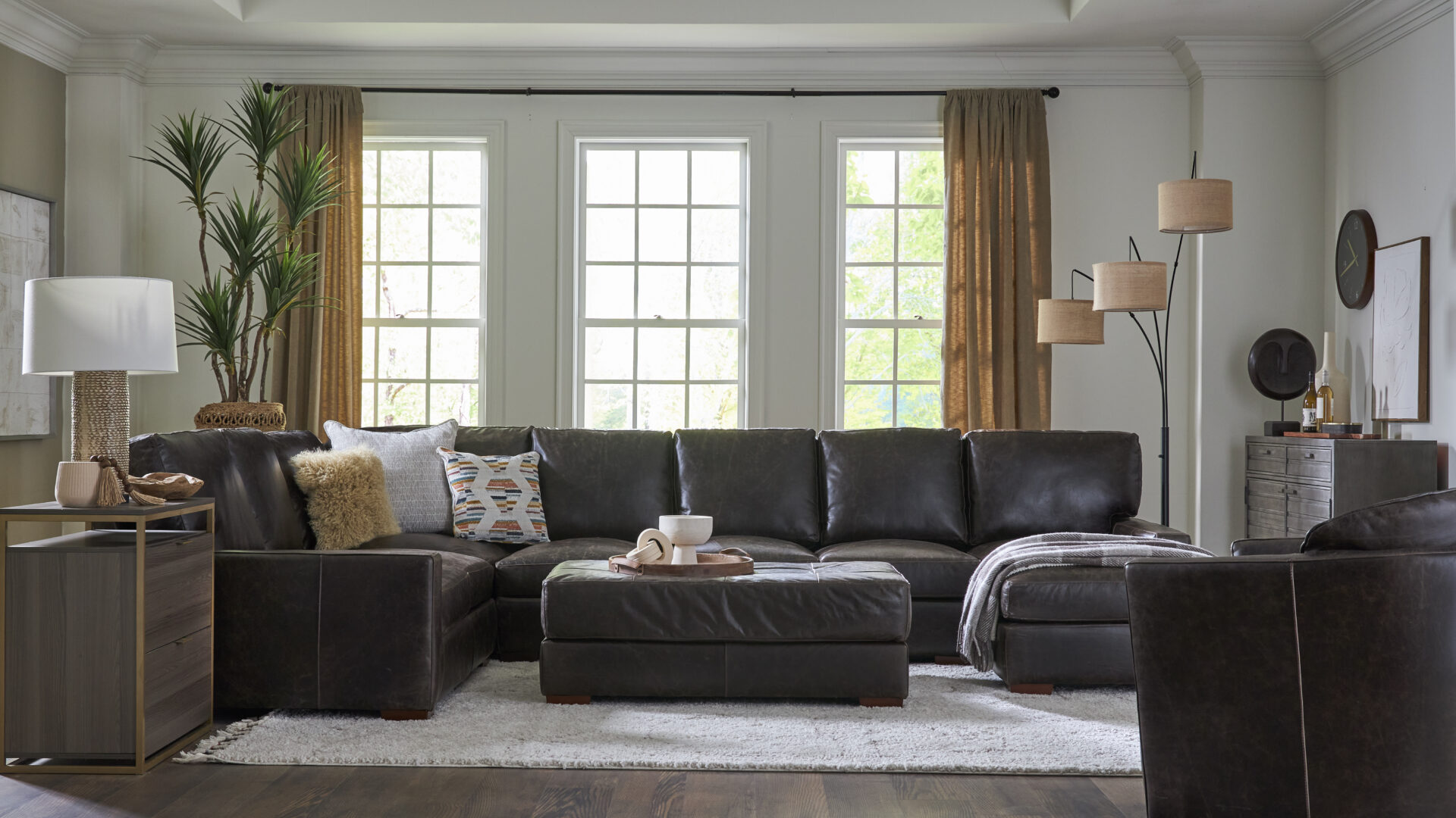 An application scenario or product detail of usa premium leather furniture company - Image 19