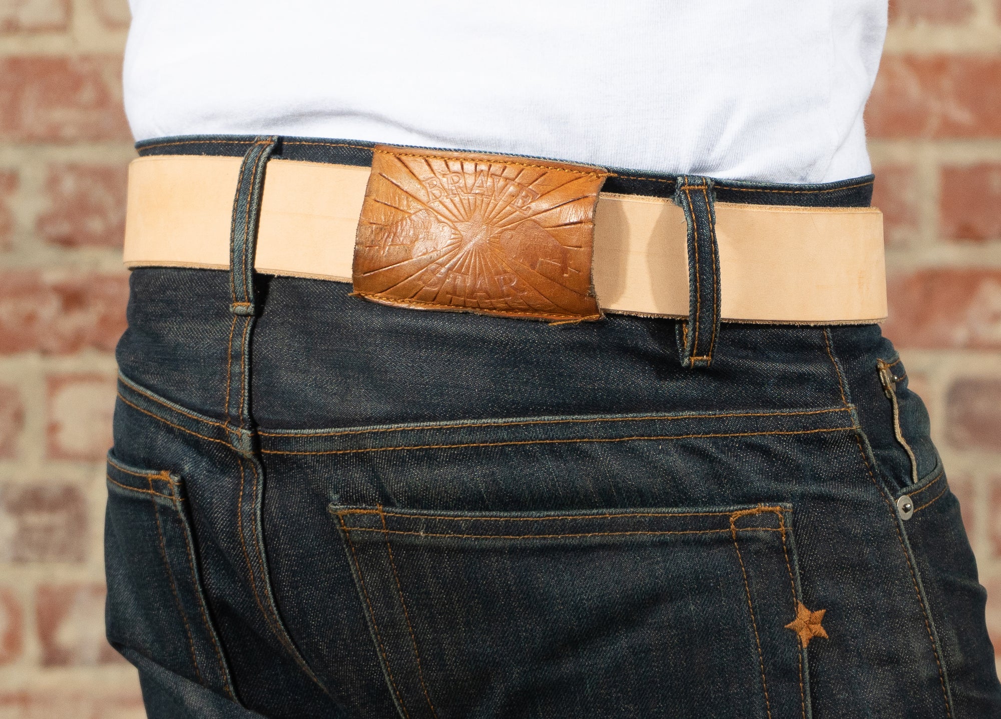 An application scenario or product detail of veg leather belt - Image 12