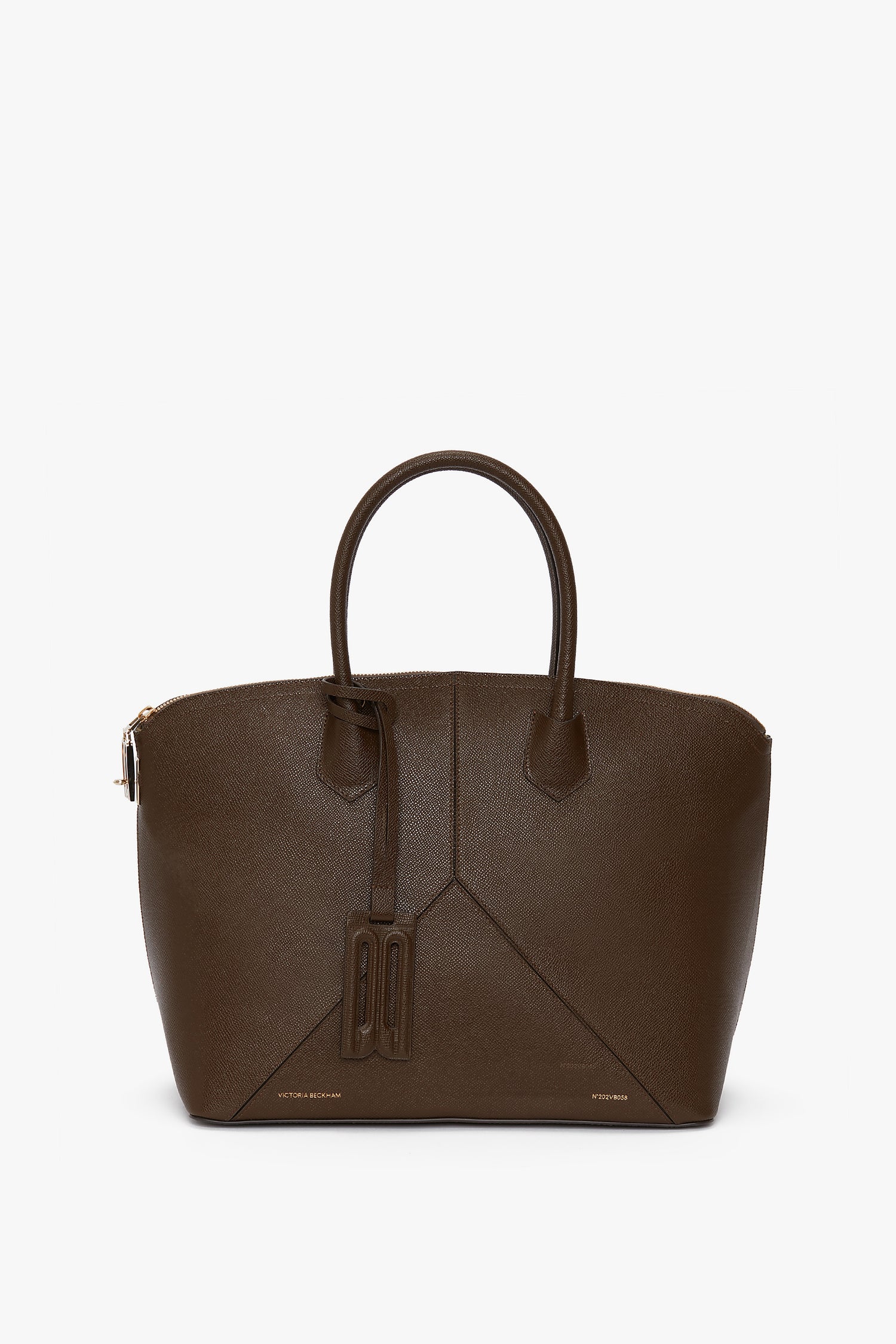 An application scenario or product detail of victoria leather company purses - Image 12