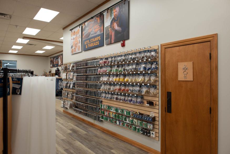 An application scenario or product detail of weaver leather supply store - Image 4