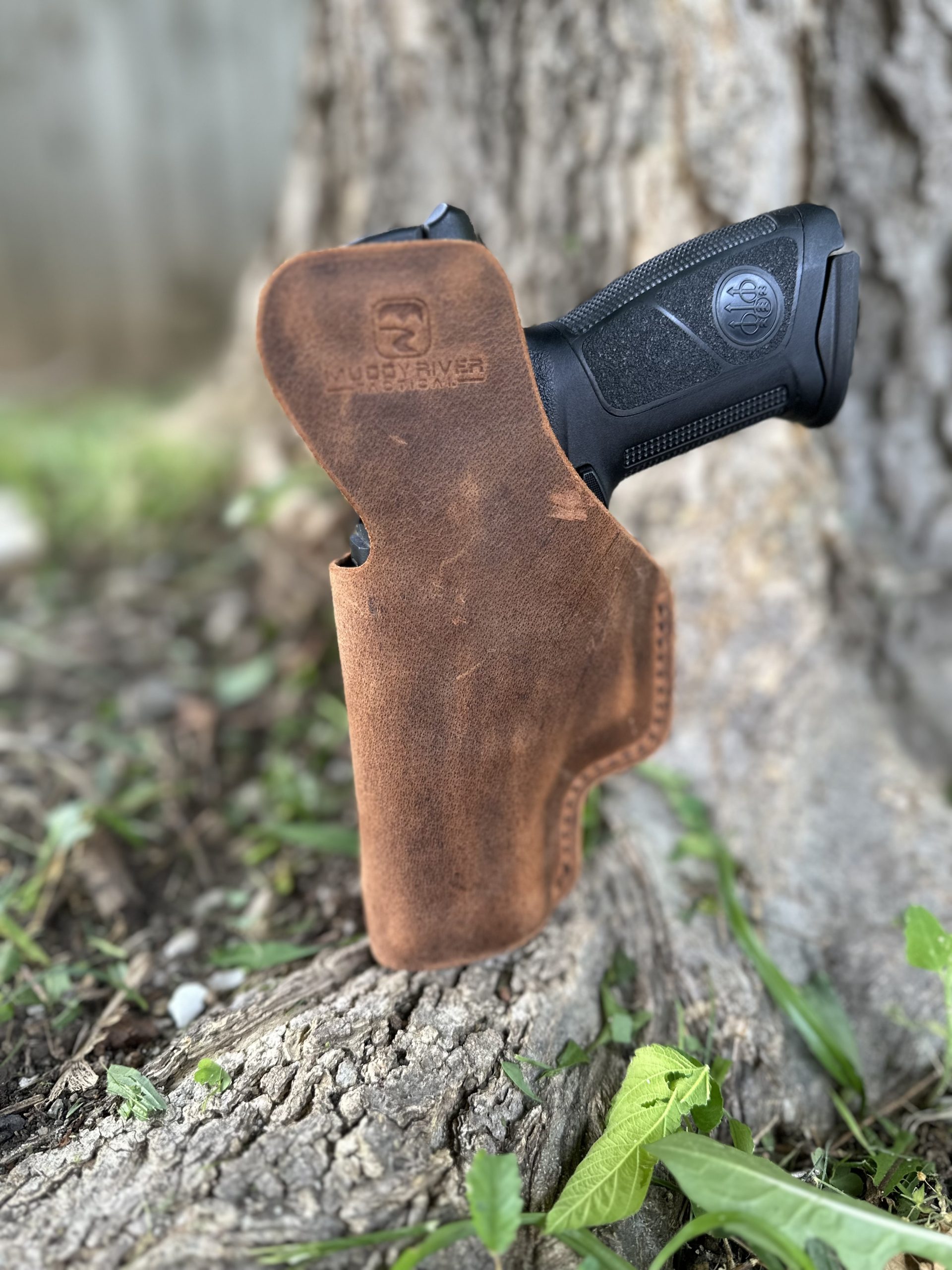An application scenario or product detail of who makes the best leather holsters - Image 2