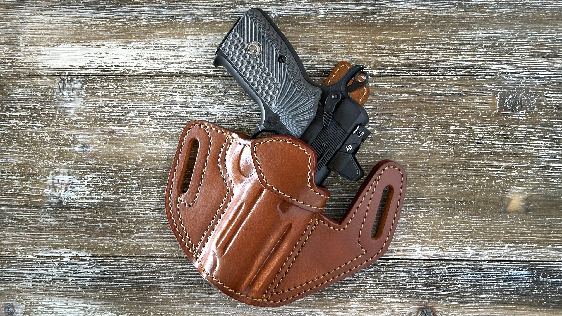 An application scenario or product detail of who makes the best leather holsters - Image 19