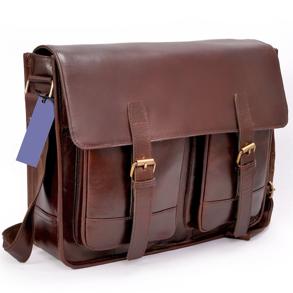 An application scenario or product detail of wholesale leather bags - Image 14