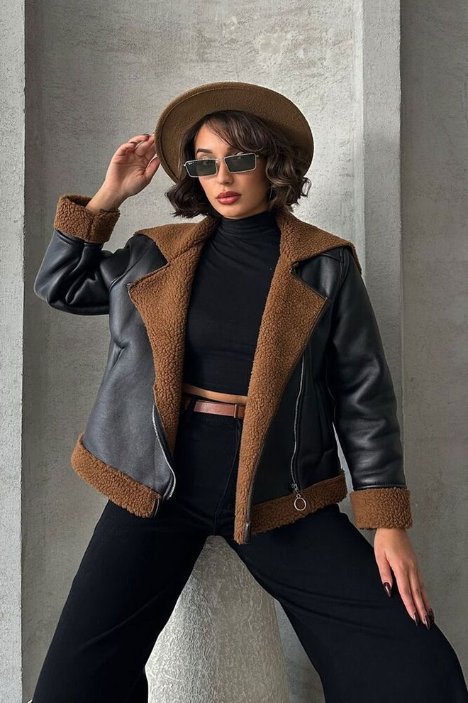 An application scenario or product detail of wholesale leather clothing - Image 2