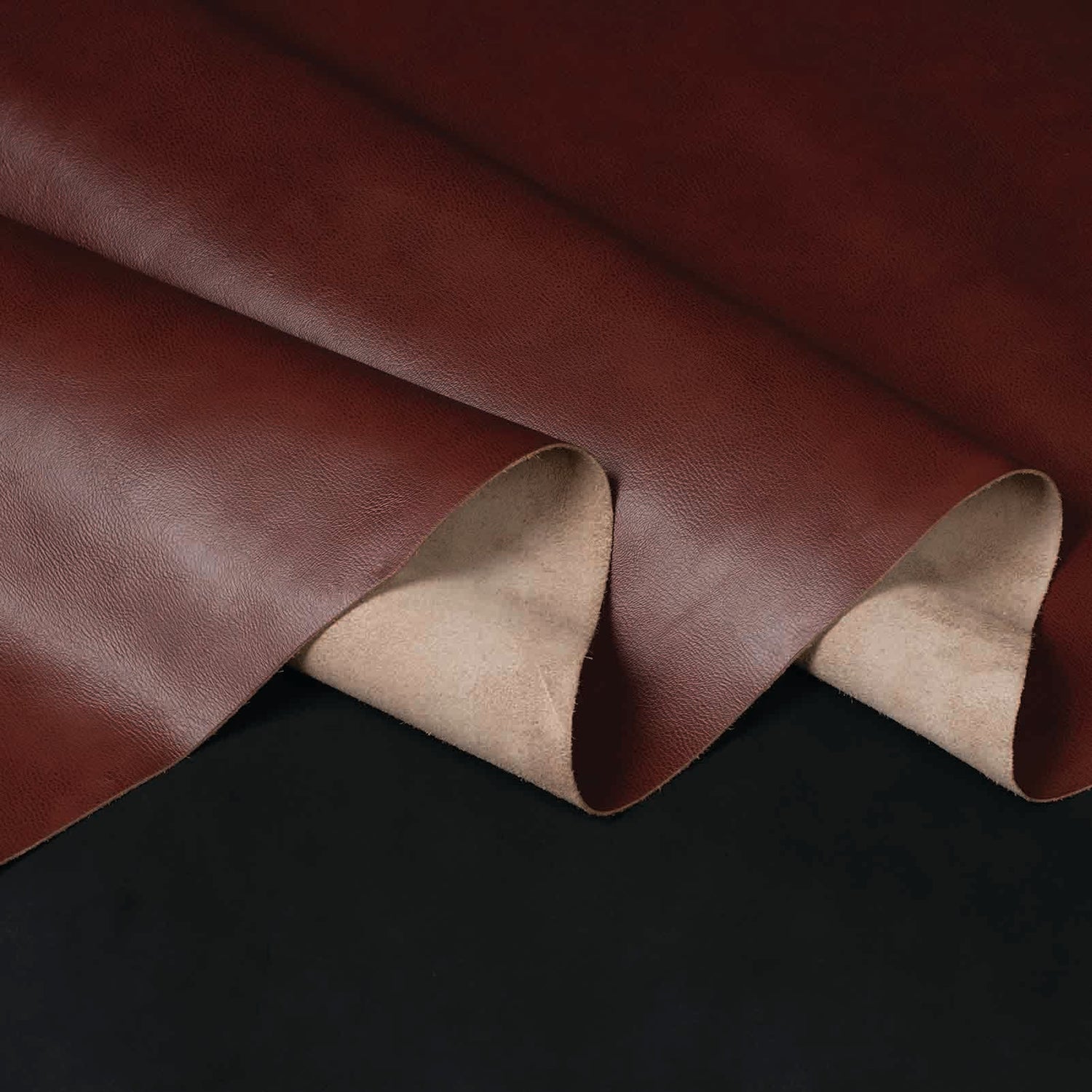 An application scenario or product detail of wholesale veg tan leather - Image 13