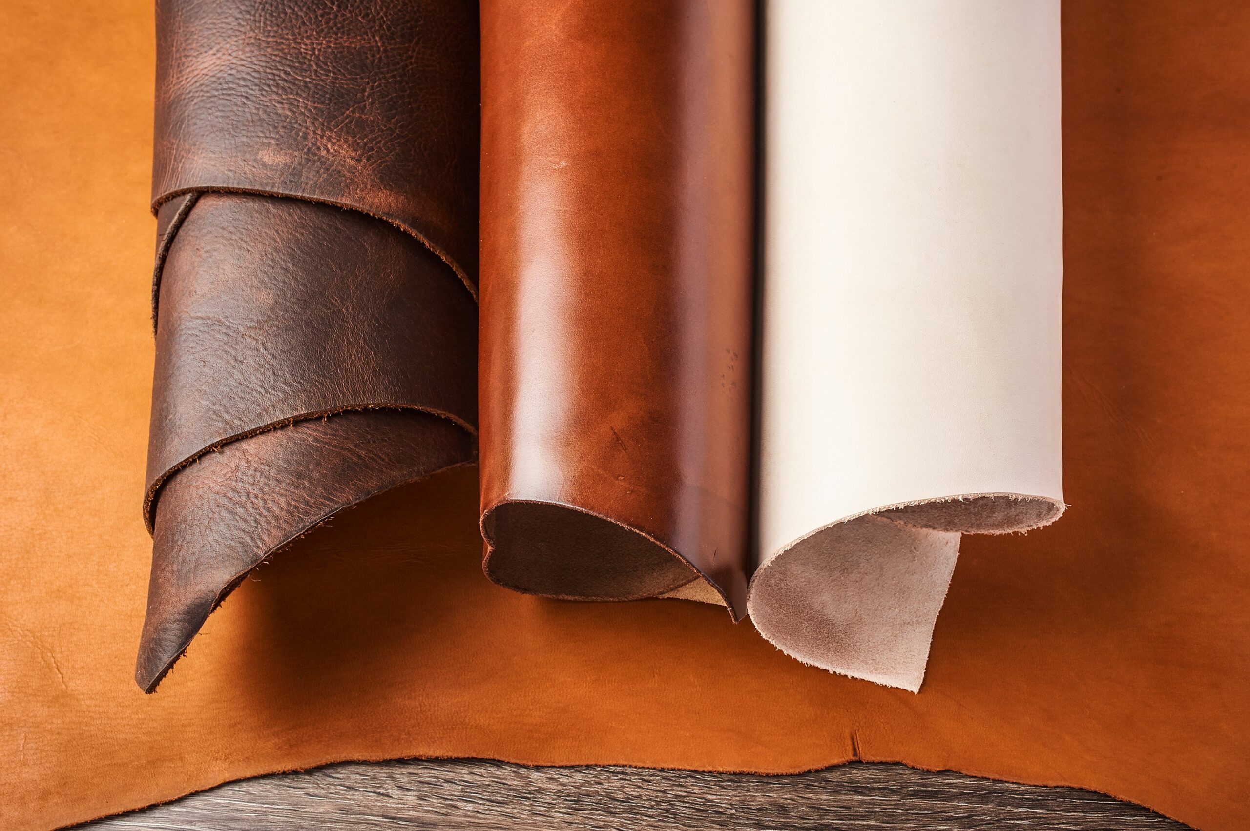 Featured image for the wholesale veg tan leather guide