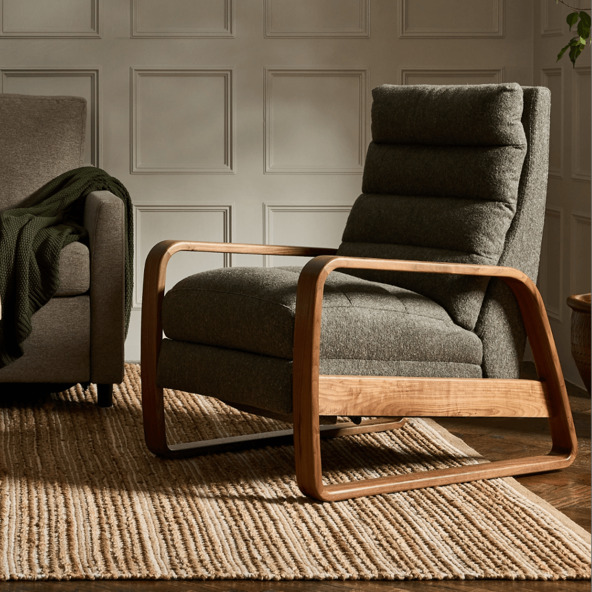 An application scenario or product detail of american leather company furniture - Image 19