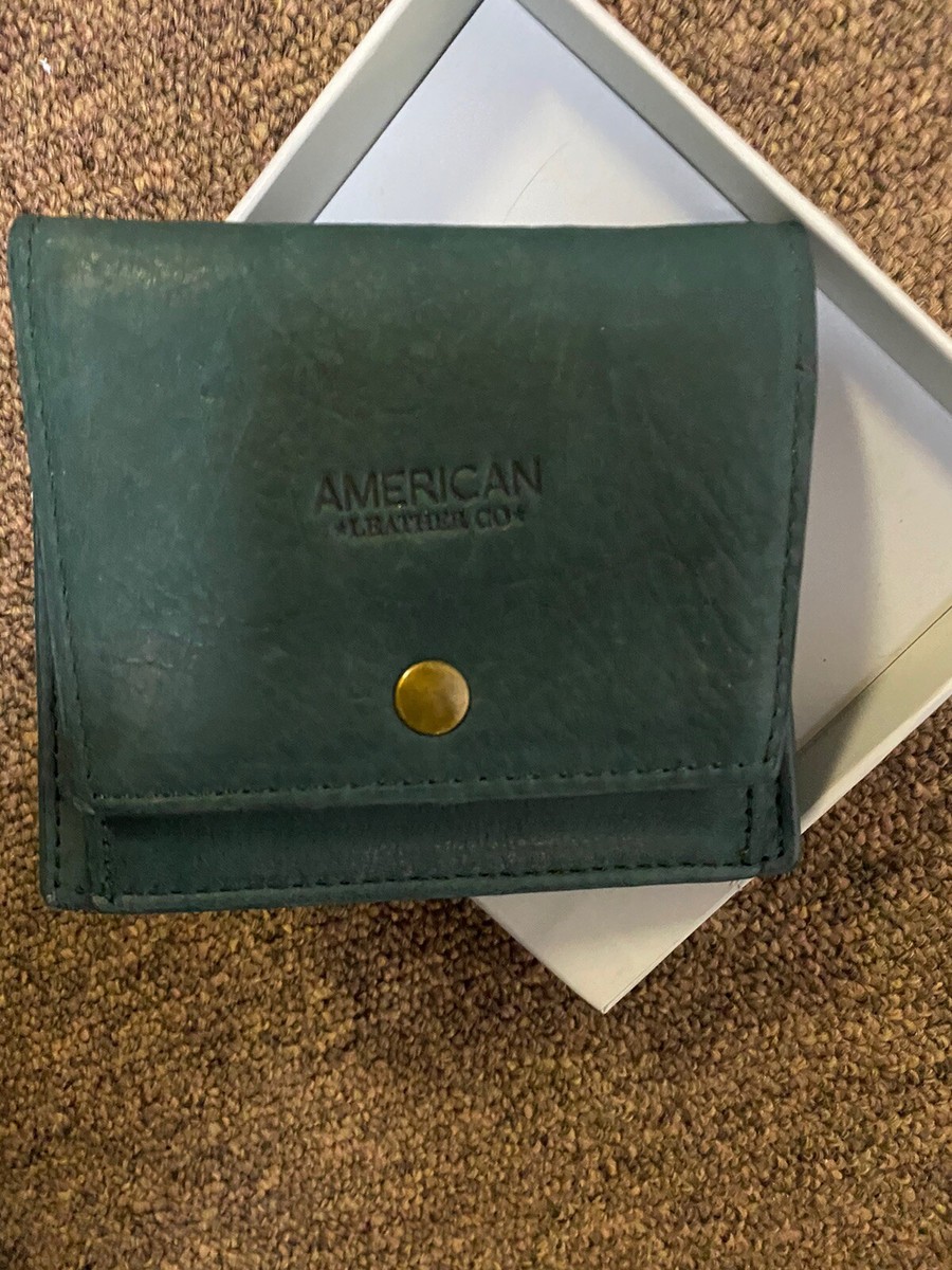An application scenario or product detail of american leather company wallet - Image 4