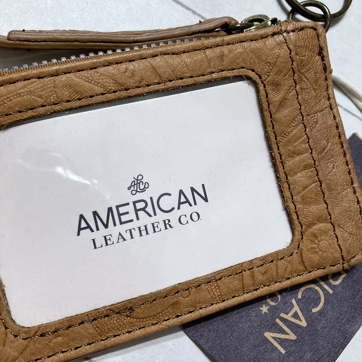 An application scenario or product detail of american leather company wallet - Image 24