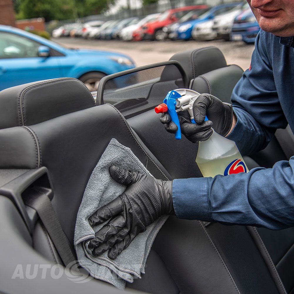 An application scenario or product detail of auto leather - Image 5