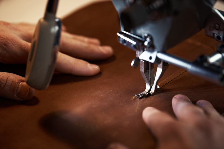 An application scenario or product detail of automotive leather - Image 13