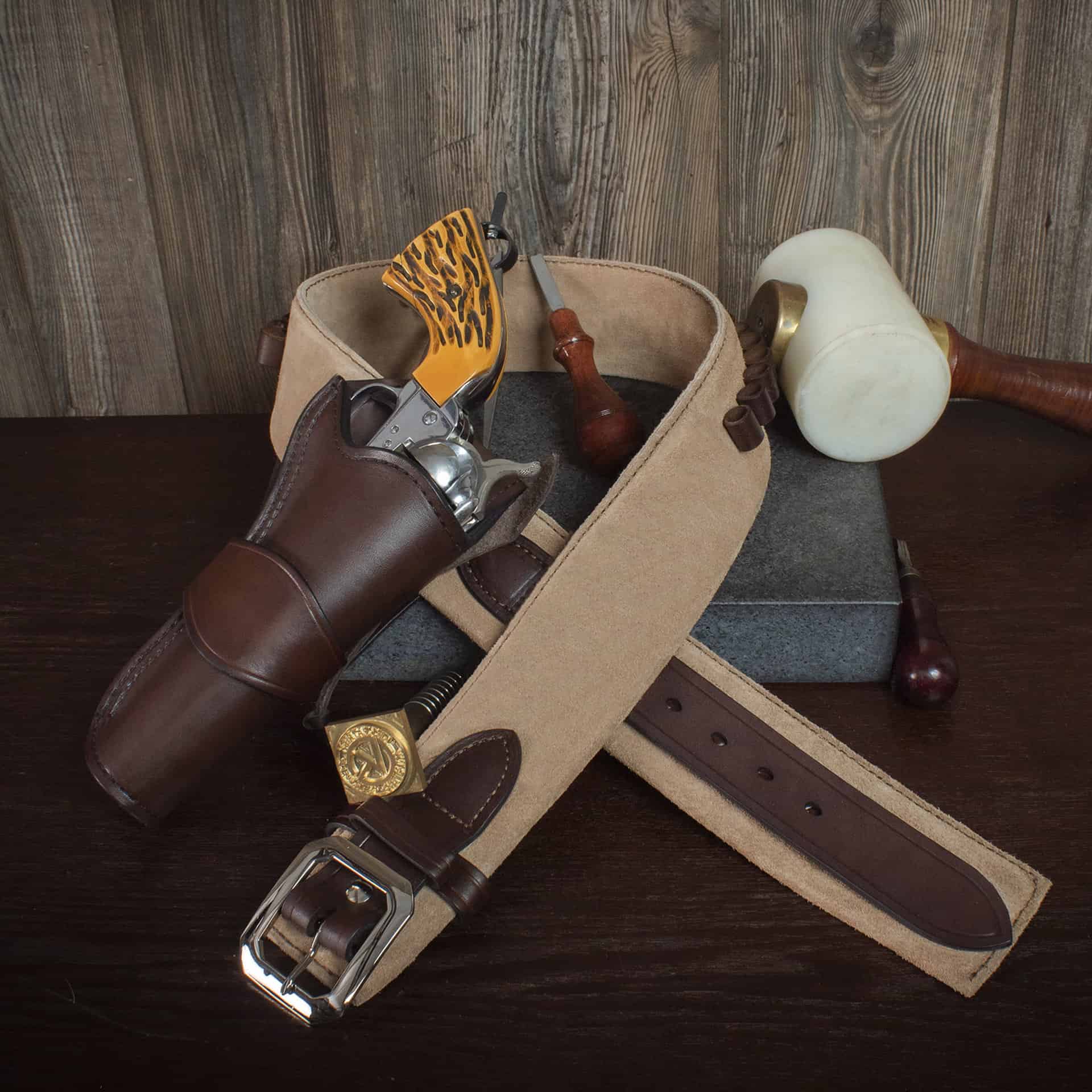 An application scenario or product detail of best custom leather holster makers - Image 15