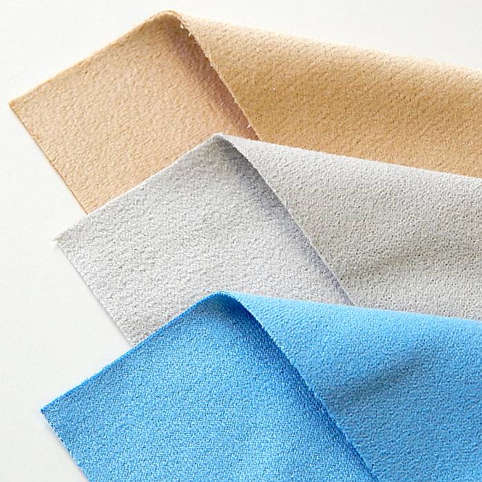 An application scenario or product detail of chamois leather vs microfiber - Image 9