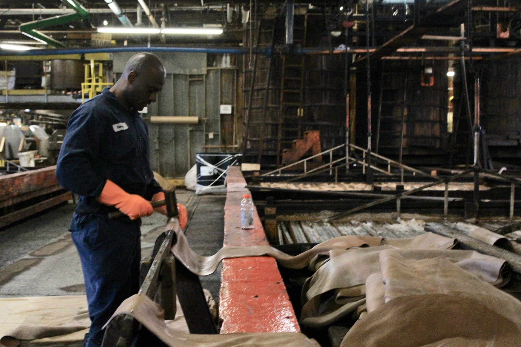 An application scenario or product detail of chicago leather company - Image 3