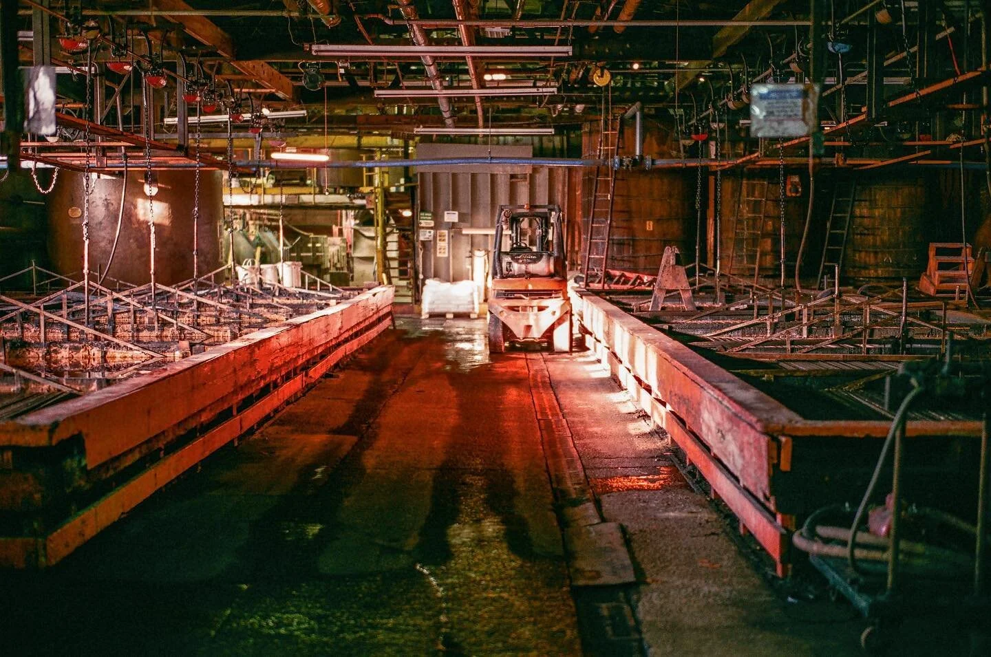 An application scenario or product detail of chicago leather company - Image 6