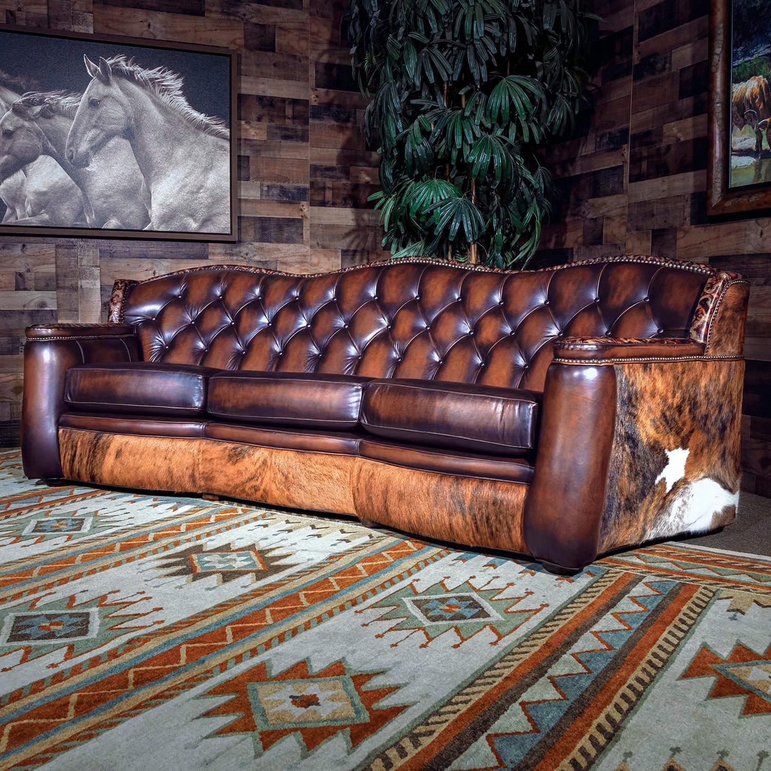 An application scenario or product detail of cowhide leather couch - Image 1