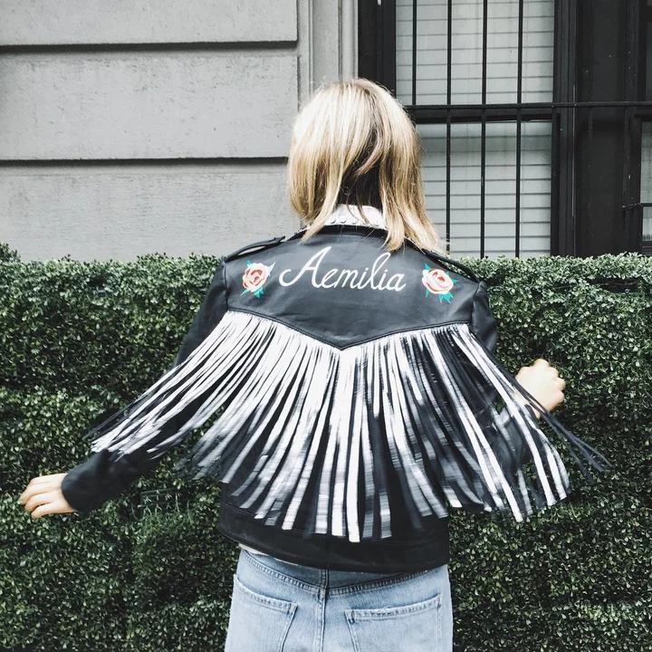 An application scenario or product detail of custom embroidered leather jackets - Image 17