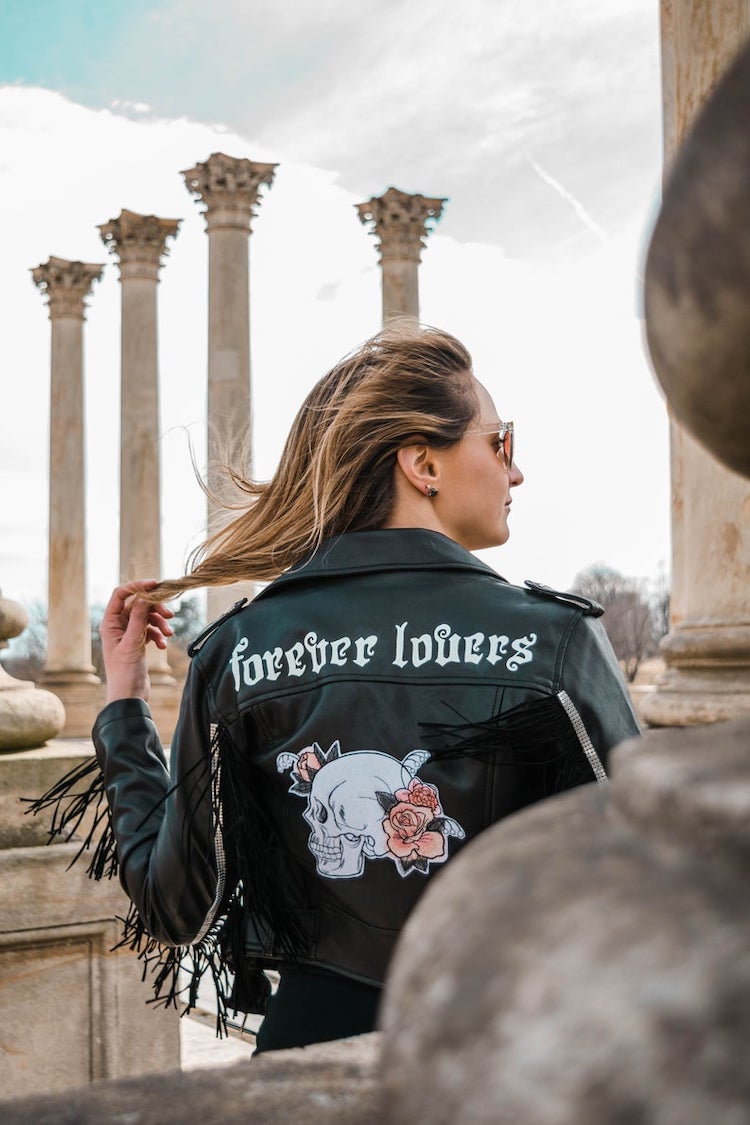 An application scenario or product detail of custom embroidered leather jackets - Image 18