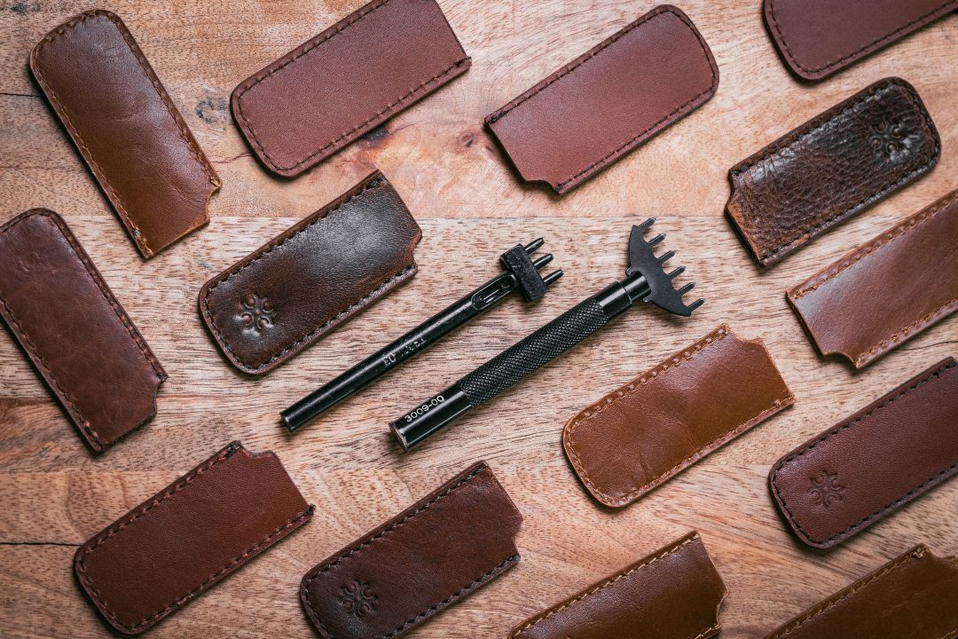 An application scenario or product detail of custom leather accessories - Image 15