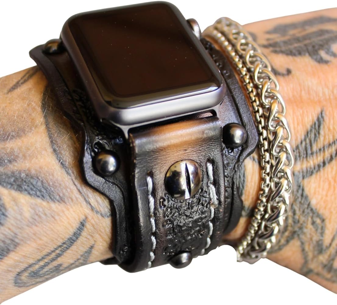 An application scenario or product detail of custom leather apple watch bands - Image 2