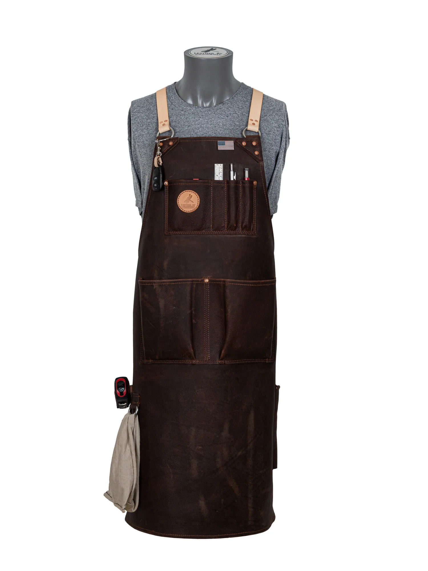 An application scenario or product detail of custom leather apron - Image 1
