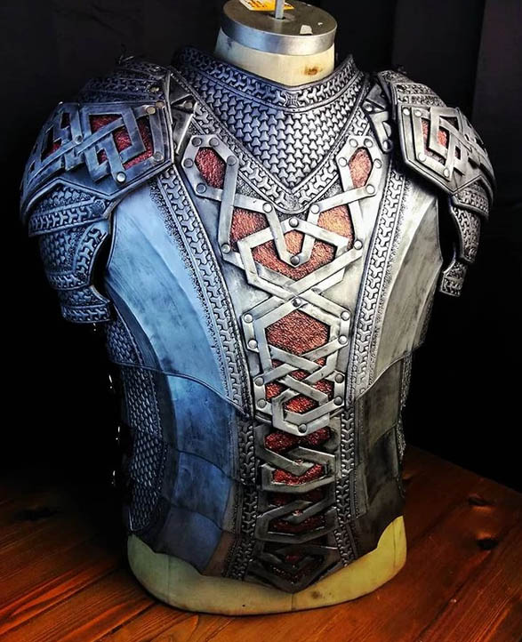 An application scenario or product detail of custom leather armor - Image 19