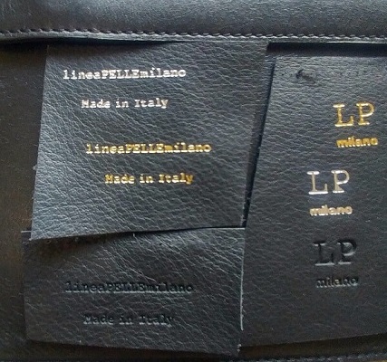 An application scenario or product detail of custom leather bags with logo - Image 3